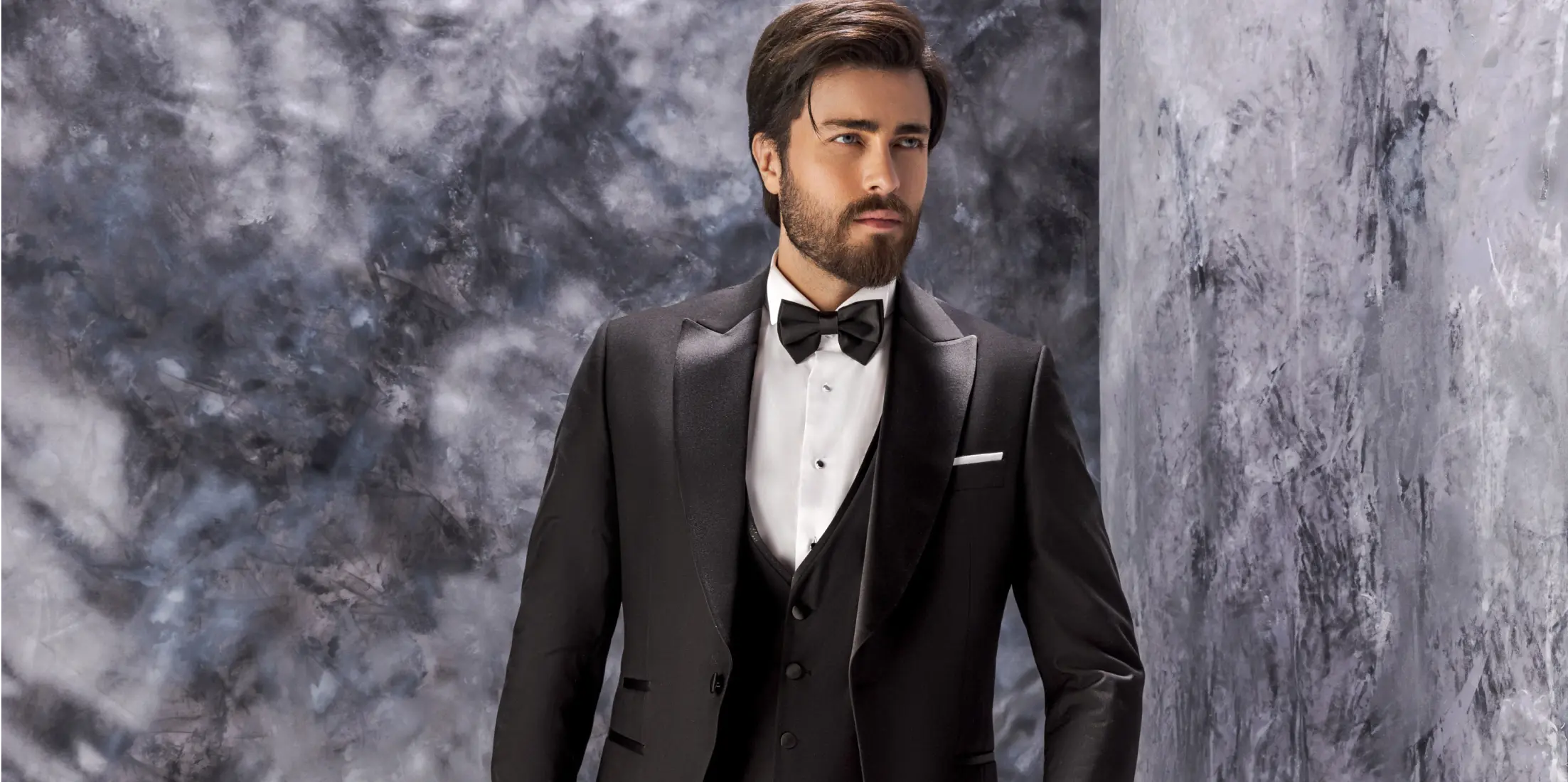 Discover 3 Trends and Tips for the Perfect Groomsmen Suits