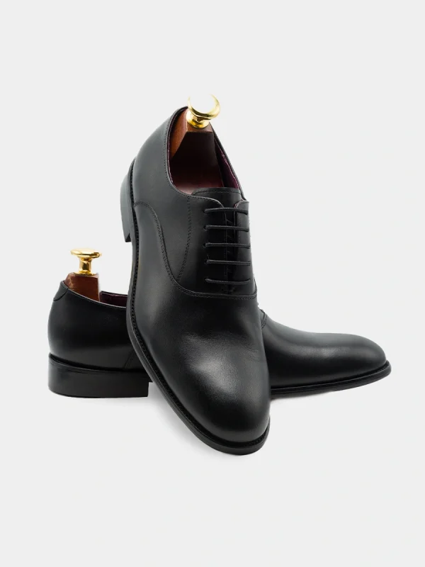 CLASSIC SHOES