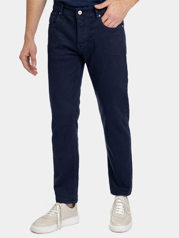 THE ESSENTIAL DENIM