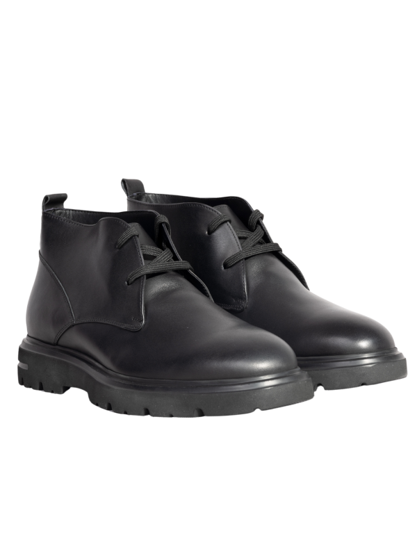 HIGH LEATHER SHOES