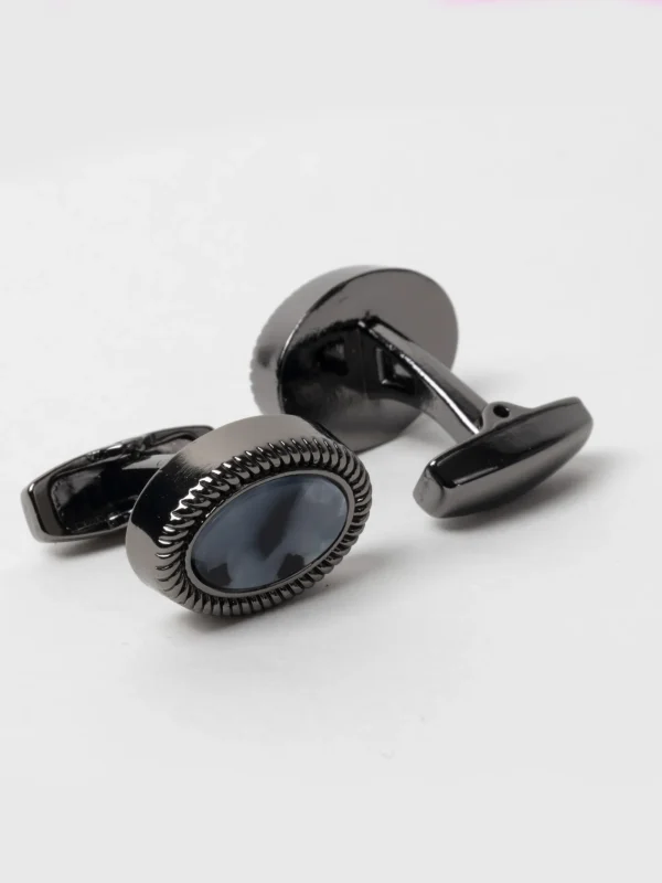 CLASSY CUFFLINKS