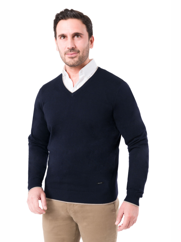 SOFT V-NECK SWEATER